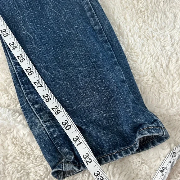 Guess Jeans Womens VTG Sz 30x 32 Blue Denim Brit Rocker Slim Straight Basic Jean - Picture 7 of 7